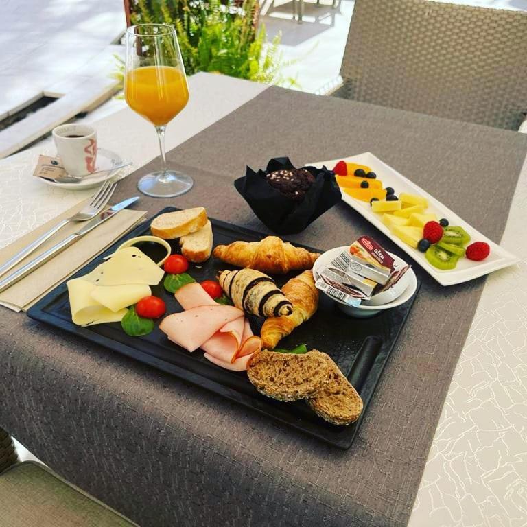 Center Luxury Rooms 1 Сплит Экстерьер фото